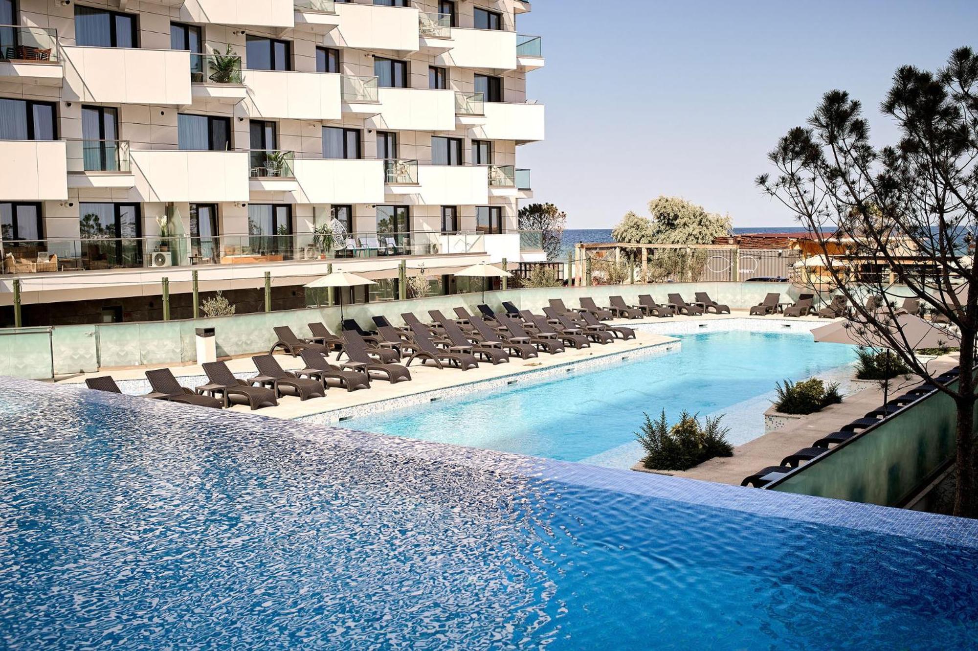 Alma Apartment In Infinity Beach Resort - Parking ママイア エクステリア 写真